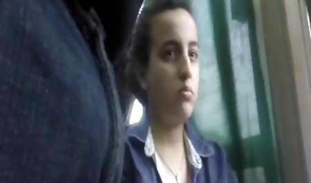 جوجه جوان فیلم سکسی کردن دختر خود را به شکل یک دختر مدرسه ای لعنتی