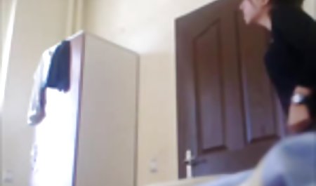 زیبایی خود را روی تخت در سوراخ کاشت سوپر فیلم دختر